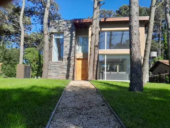 Alquiler temporario de casa em Mar de las pampas