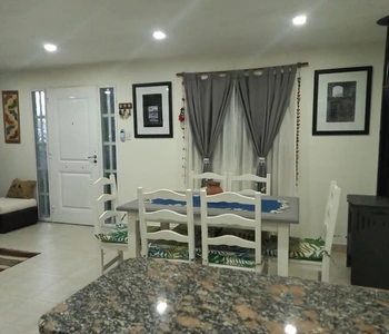 Alquiler temporario de casa em Villa jardín de reyes