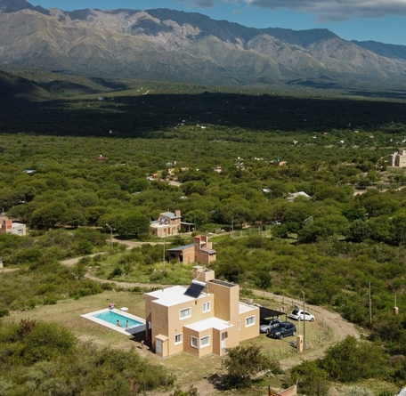 Alquiler temporario de casa em Villa  de las rosas