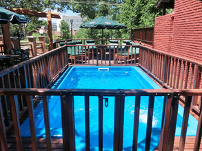 Piscina & Solarium, Alquiler temporario de departamento en Villa gesell