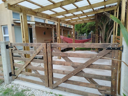 Alquiler temporario de casa em Camet norte ( al lado de santa clara del mar)