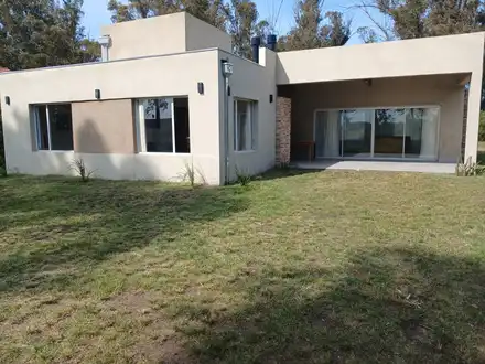 Alquiler temporario de casa em Reta