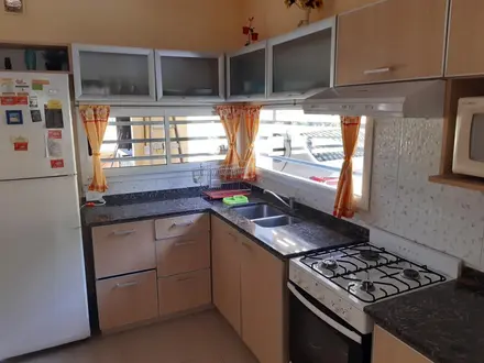 Alquiler temporario de casa em Valeria del mar