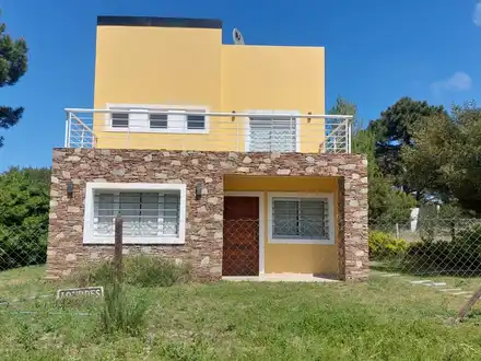Alquiler temporario de casa em Valeria del mar