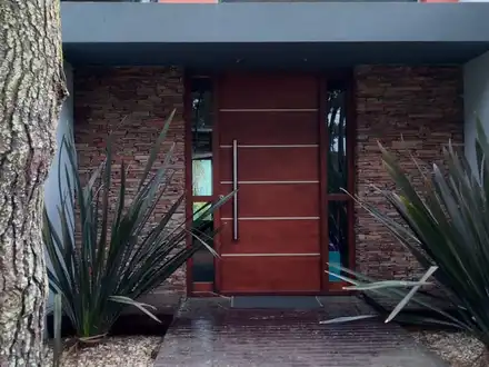 Alquiler temporario de casa em Valeria del mar