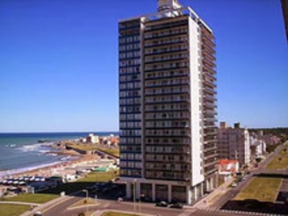 Departamento Frente al Mar en Miramar. Todos Servicios. Playa Club.  Temporada 2022/23 | Alquileres en Miramar 