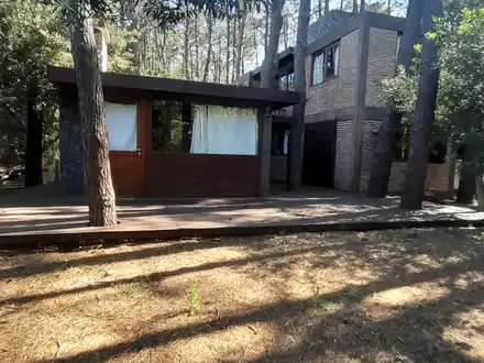 Alquiler temporario de casa en Mar azul