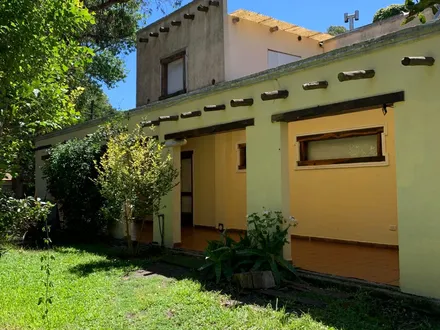 Alquiler temporario de casa em Santa clara del mar