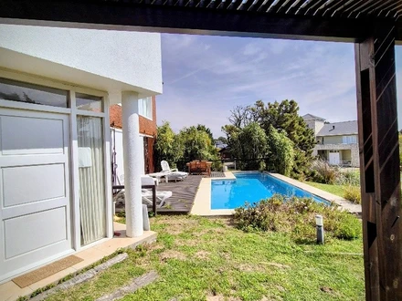 Alquiler temporario de apartamento em Carilo