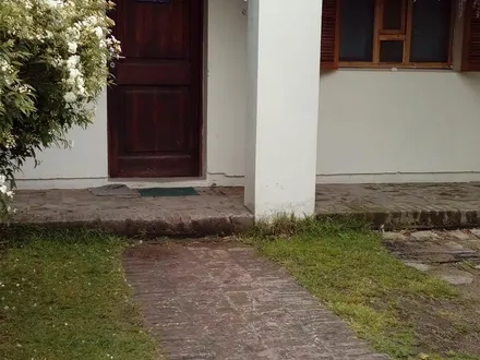 Alquiler temporario de casa em Valeria del mar