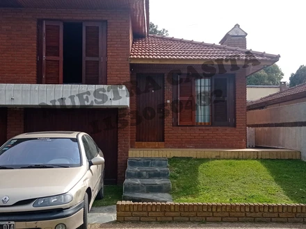 Alquiler temporario de casa em Mar de ajo