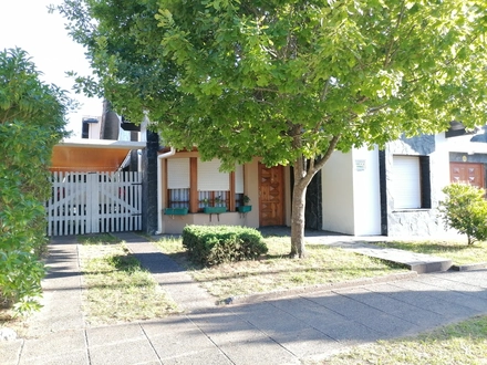 Alquiler temporario de casa em Mar de ajó