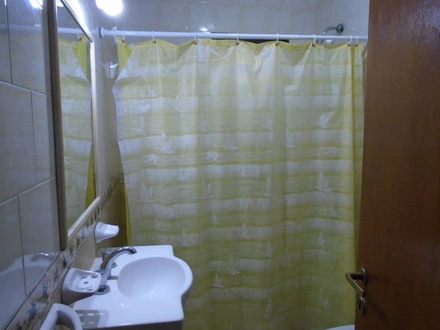 Alquiler temporario de cabana em Costa del este