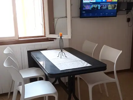 Comedor, Alquiler temporario de apartamento em Miramar