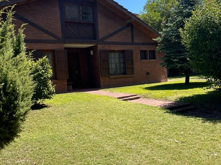 Alquiler temporario de casa em Valeria del mar