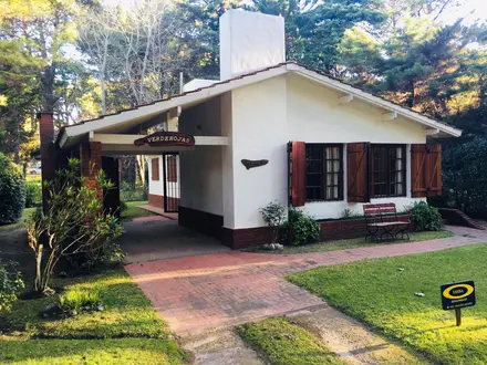 Alquiler temporario de casa em Valeria del mar