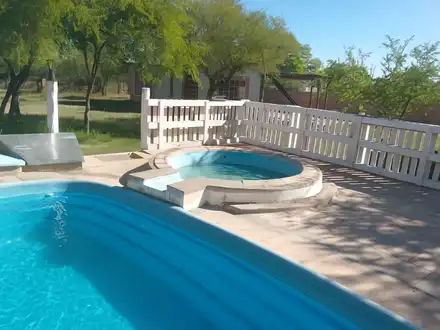 Alquiler temporario de cabana em Junín