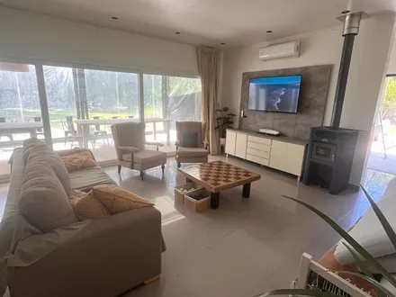 Alquiler temporario de casa em Necochea