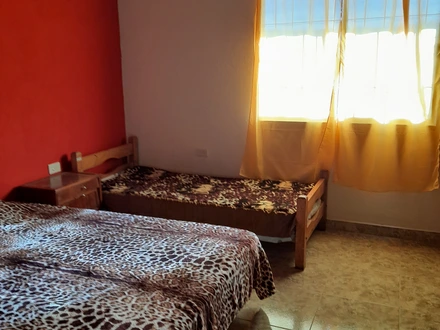 Alquiler temporario de casa em Tanti