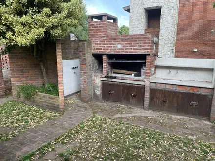 Alquiler temporario de casa em Valeria del mar
