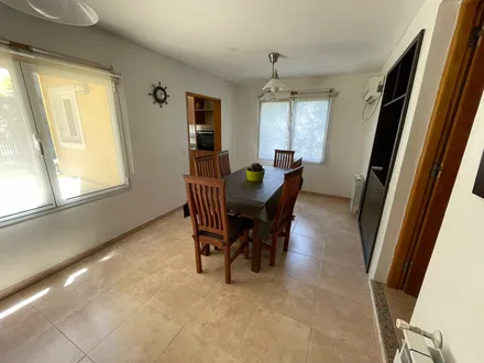 Alquiler temporario de casa em Valeria del mar