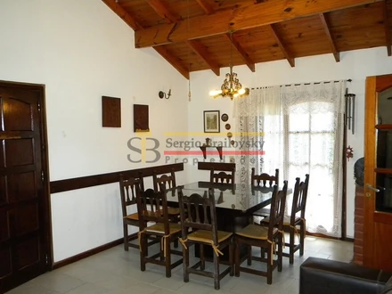 Alquiler temporario de casa em Villa gesell