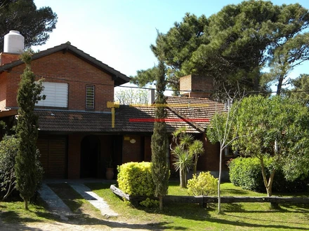 Alquiler temporario de casa em Villa gesell