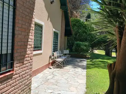 Alquiler temporario de casa em Valeria del mar