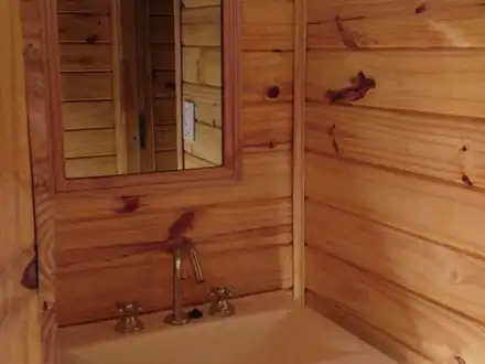 Ante ba&ntilde;o, Alquiler temporario de caba&ntilde;a en Sauce grande, monte hermoso