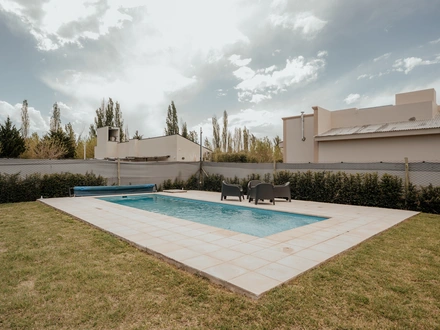 Alquiler temporario de caba&ntilde;a en 25 de mayo