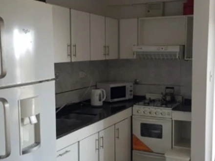 Alquiler temporario de departamento en Col&oacute;n