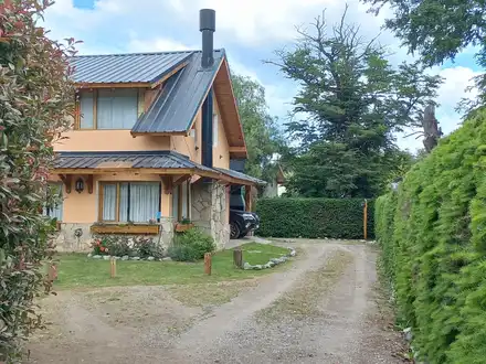 Alquiler temporario de casa en Villa la angostura