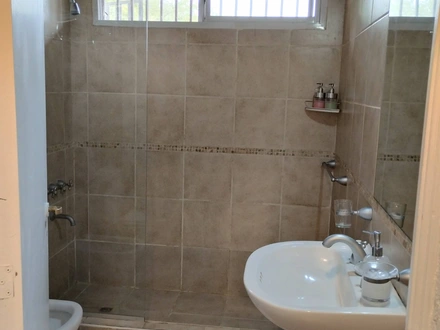 Alquiler temporario de departamento en Mendoza - (cp: 5500)