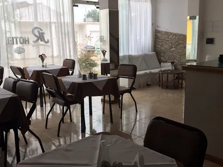 Alquiler temporario de hotel en Mar del tuy&uacute;