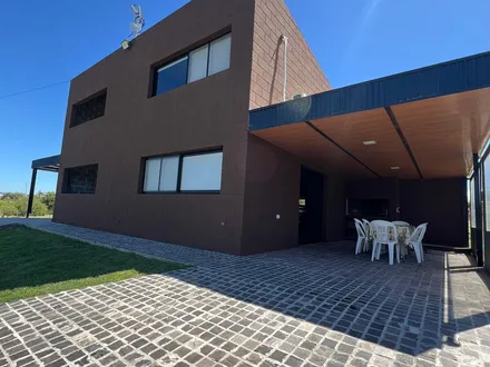 Alquiler temporario de casa em Potrero de garay