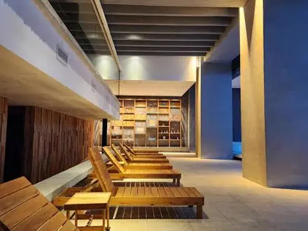 Sala relax de piscina, Alquiler temporario de departamento en Mar del plata