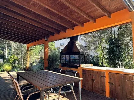 Alquiler temporario de casa em Valeria del mar