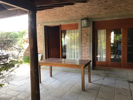 Alquiler temporario de casa en Claromeco