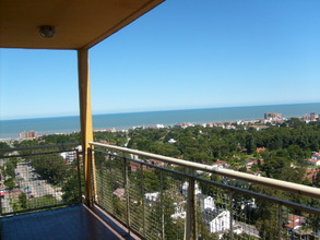 Vista desde balcon corrido, Alquiler temporario de departamento en Pinamar