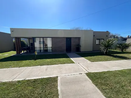 Alquiler temporario de caba&ntilde;a en Miramar