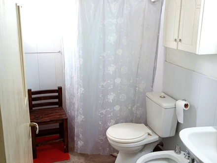 Ba&ntilde;o, Alquiler temporario de casa en Mar del sur