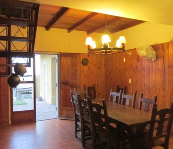 comedor PB mesa 10 personas, Alquiler temporario de casa em Gral alvarado