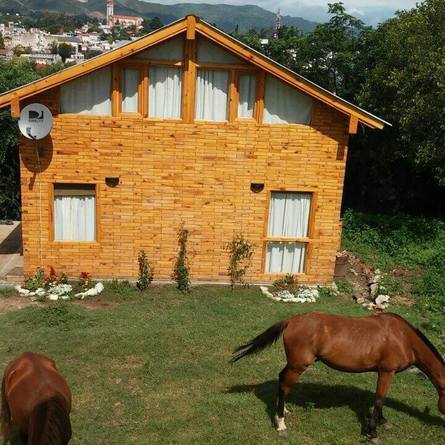 Alquiler temporario de cabaña en La falda