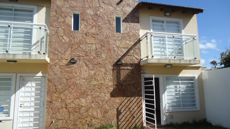 Alquiler temporario de caba&ntilde;a en La lucila del mar