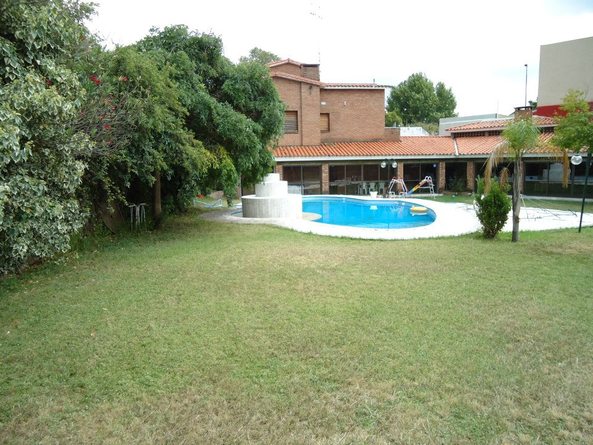 Casa Villa Carlos Paz Pileta Quincho 4dormit Alquileres En Villa Carlos Paz Parairnos Com