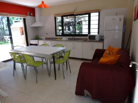 Alquiler temporario de cabana em Costa del este