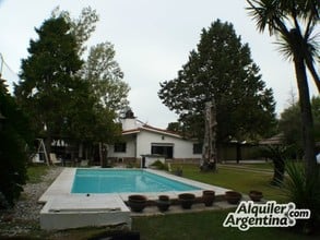 Alquiler temporario de casa en Funes