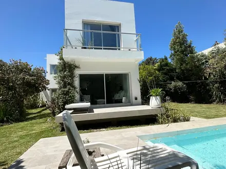 Alquiler temporario de casa em Miramar