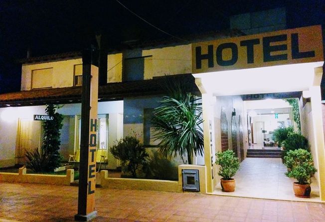 Alquiler temporario de hotel em Mar de ajó