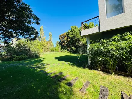Alquiler temporario de casa em Mar de las pampas